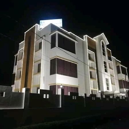 Gold Coast Beach Resort Puri Exterior photo