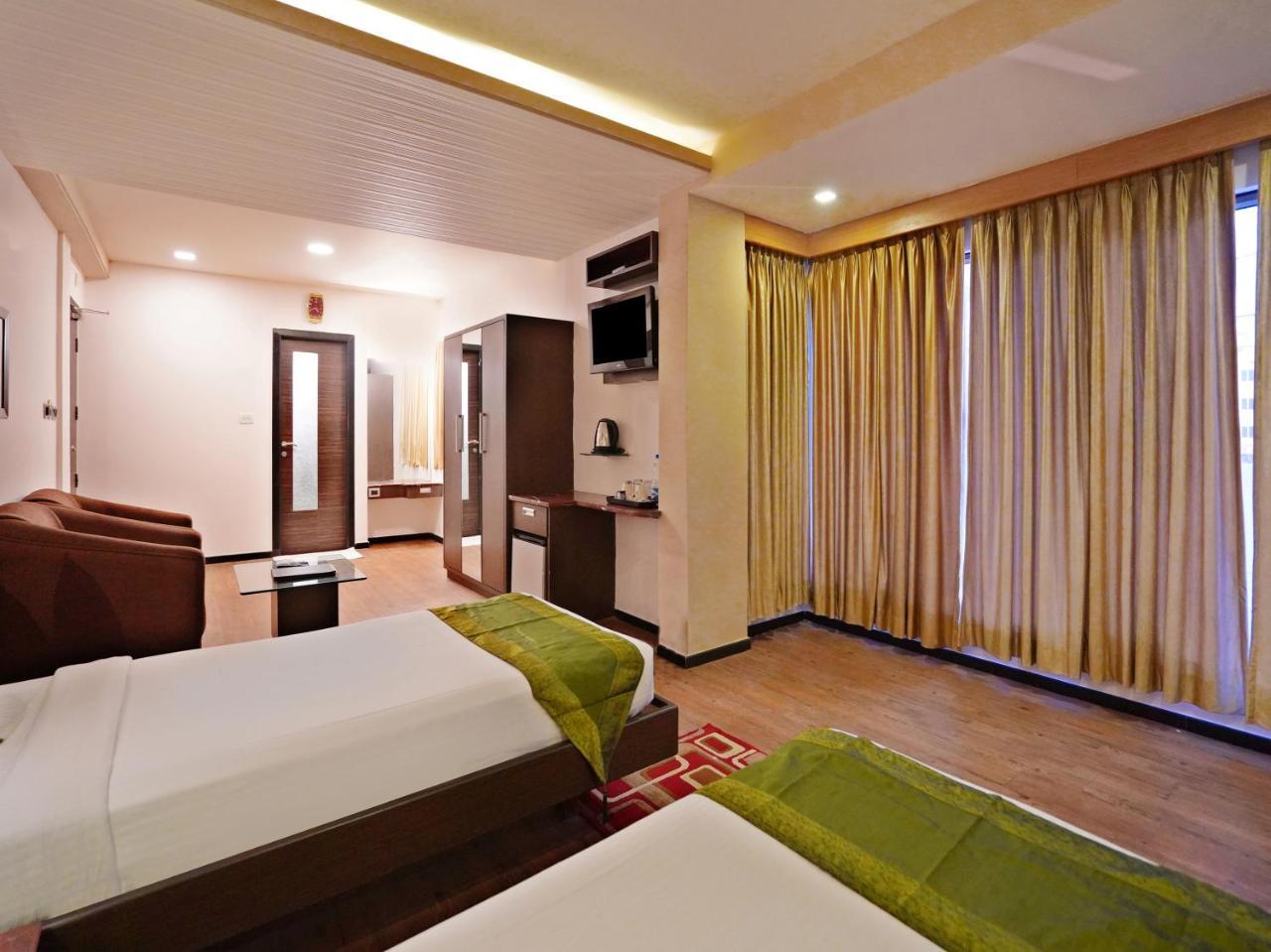Gold Coast Beach Resort Puri Exterior photo